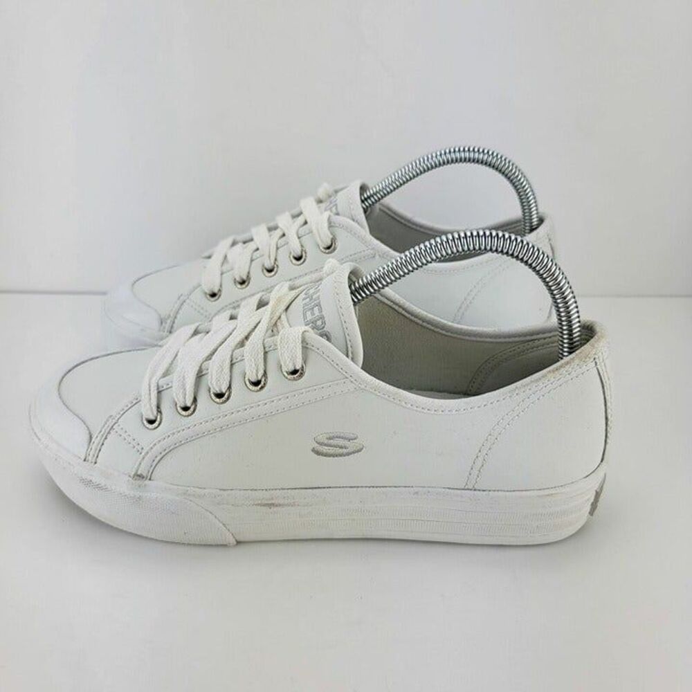 Skechers Womens Size 8.5 White Ditto-Replay Leather Sneakers 1494